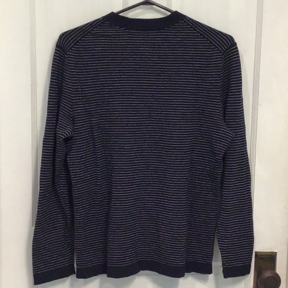 THEORY  merino wool crew neck pullover black and white stripe - Picture 5 of 6